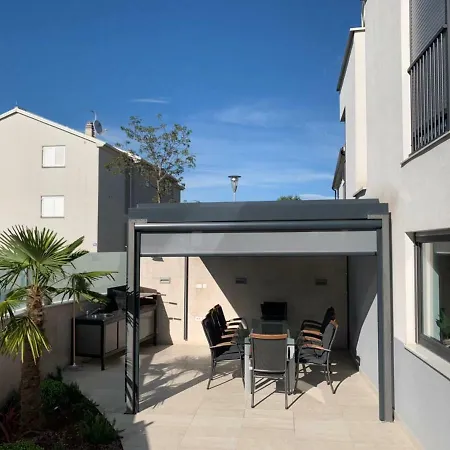 House Art * Malinska