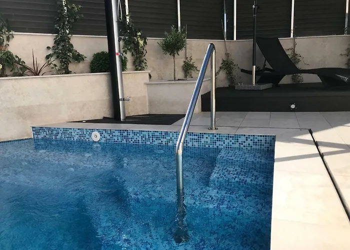 Apartament House Art *