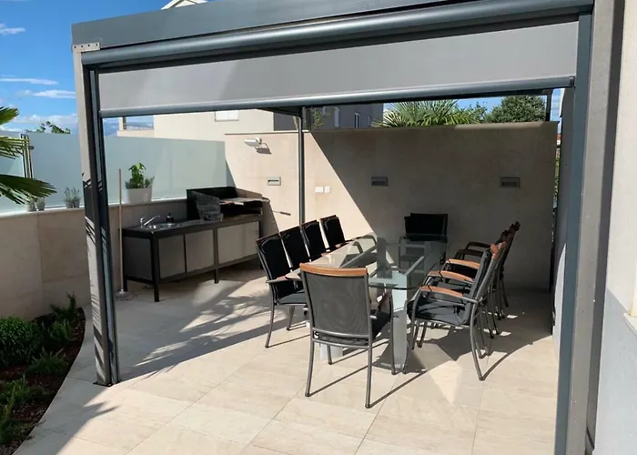 House Art * Malinska