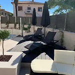 Apartman House Art