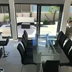 House Art *