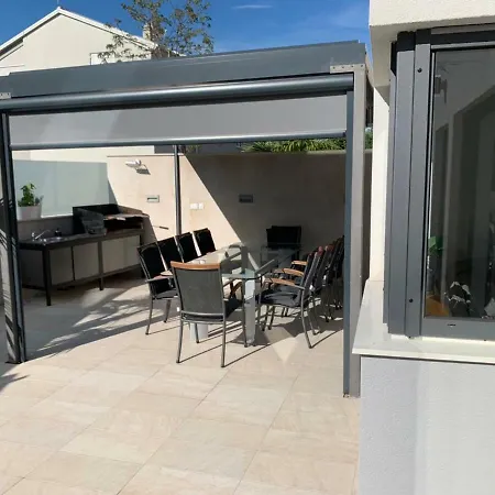 House Art Apartman Malinska