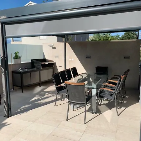 House Art * مالينسكا