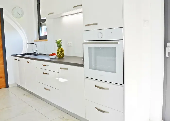 Daire House Art Malinska