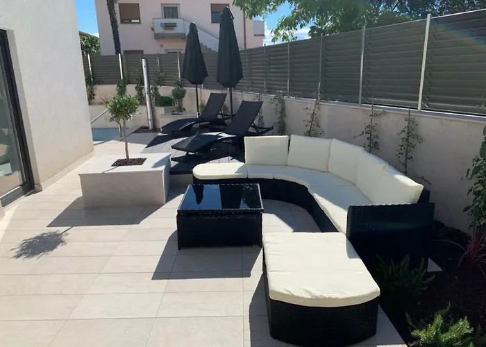 House Art * Malinska